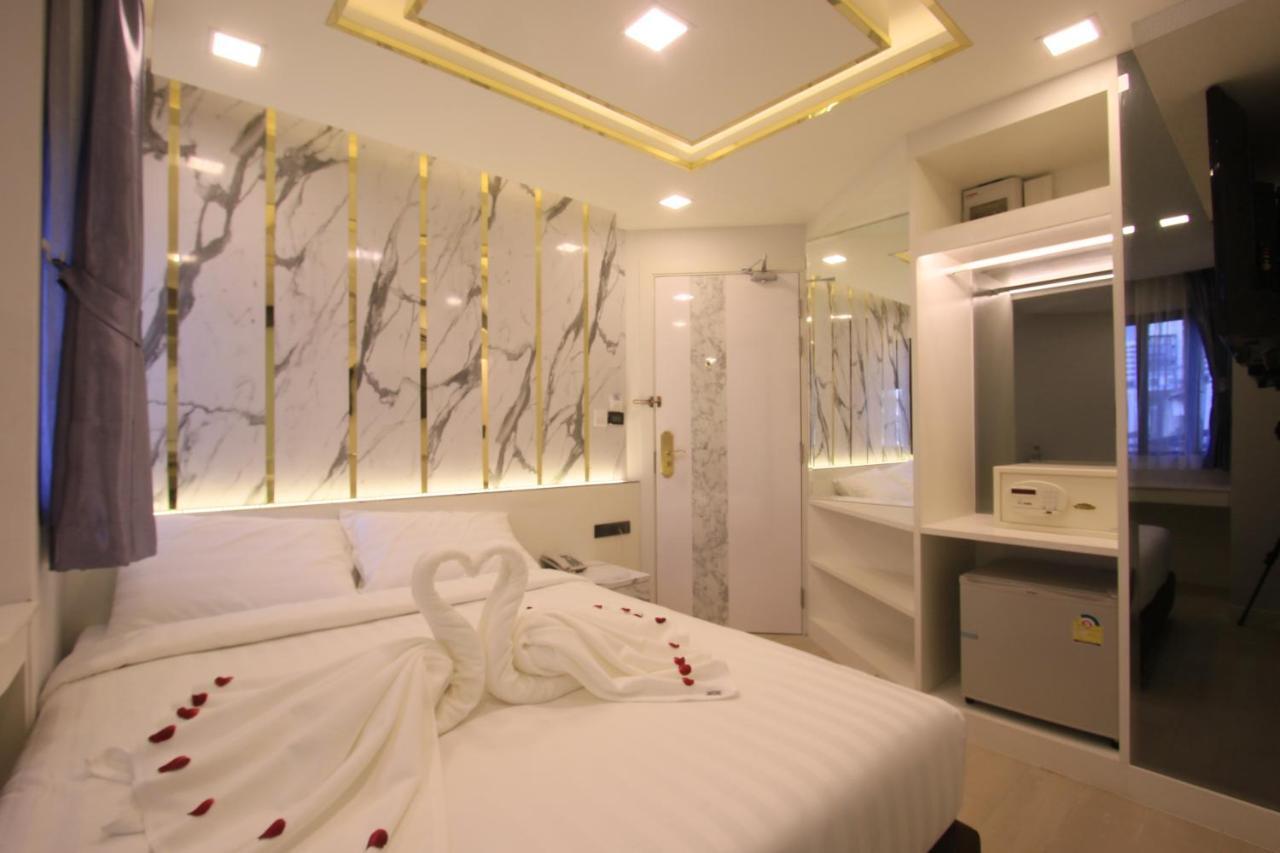 Pratunam Atrium Hotel Bangkok Luaran gambar
