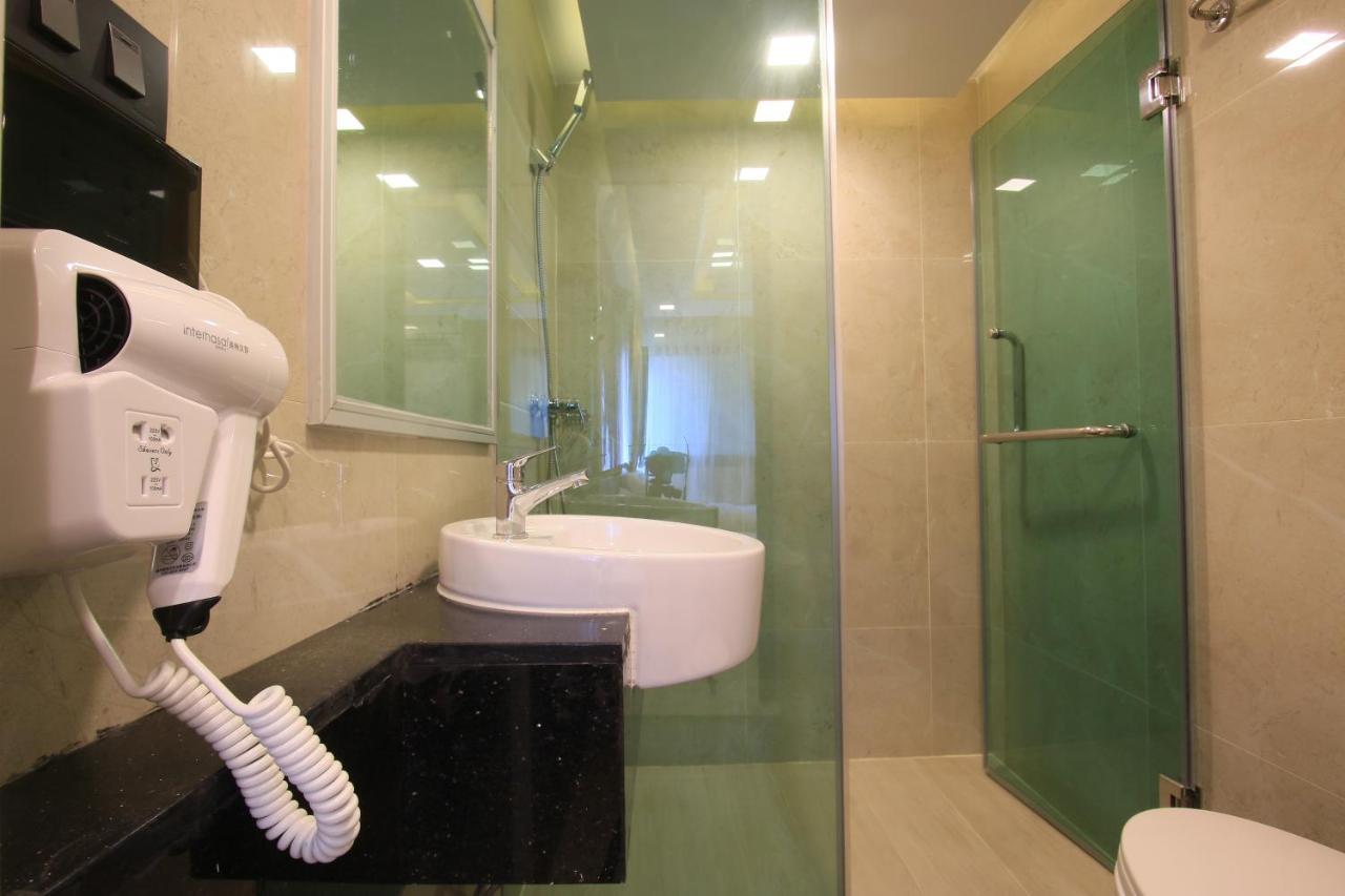 Pratunam Atrium Hotel Bangkok Luaran gambar